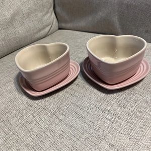 Le creuset heart shaped ramekins and saucers